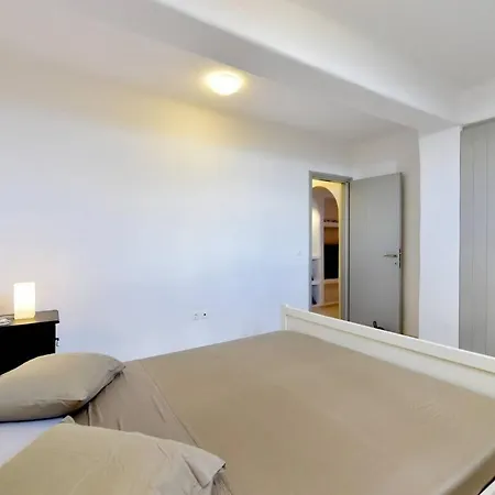 Vila Triad Villas - Panoramic Three With Helipad