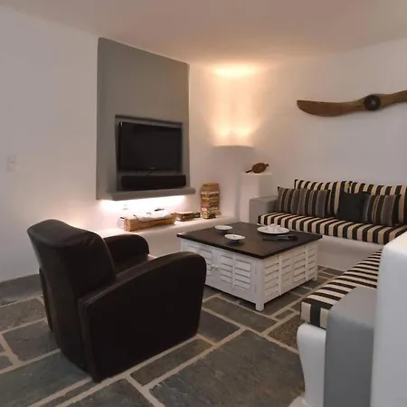 Triad Villas - Panoramic Three With Helipad * Nausa